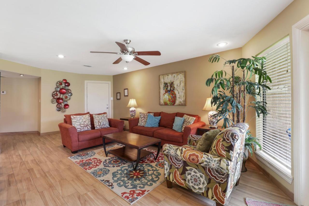 Ground Floor Beachfront Beauty! Steps To The Beach And Pool South Padre Island Luaran gambar