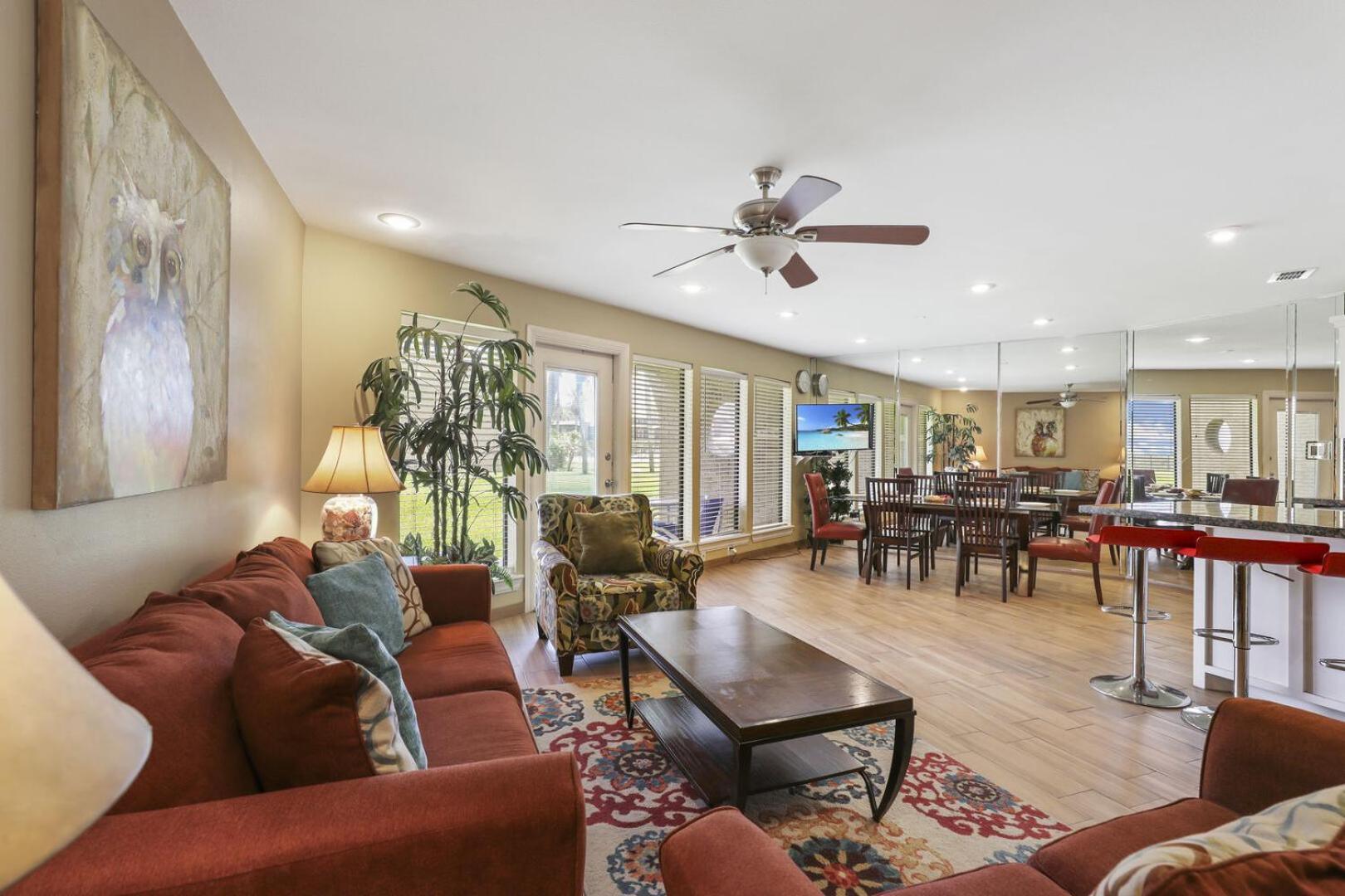 Ground Floor Beachfront Beauty! Steps To The Beach And Pool South Padre Island Bilik gambar